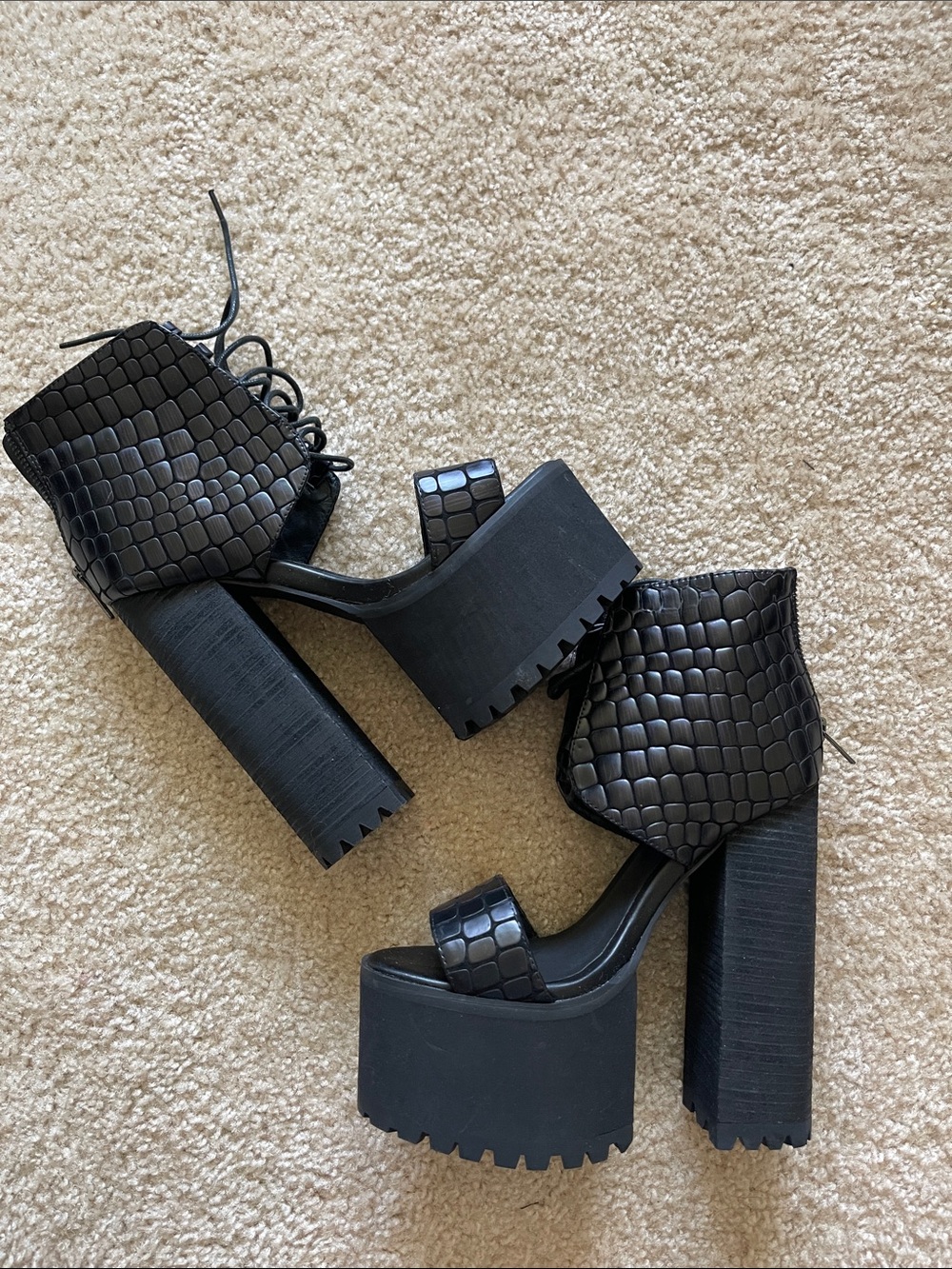 NEW! Jennifer Chou Black Platform Lace-Up Women’s Sandals